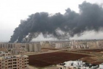 В сирийском Хомсе боевики взорвали нефтепровод В сирийском Хомсе боевики взорвали нефтепровод