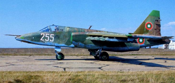 Штурмовик Су-25 болгарских ВВС Штурмовик Су-25 болгарских ВВС